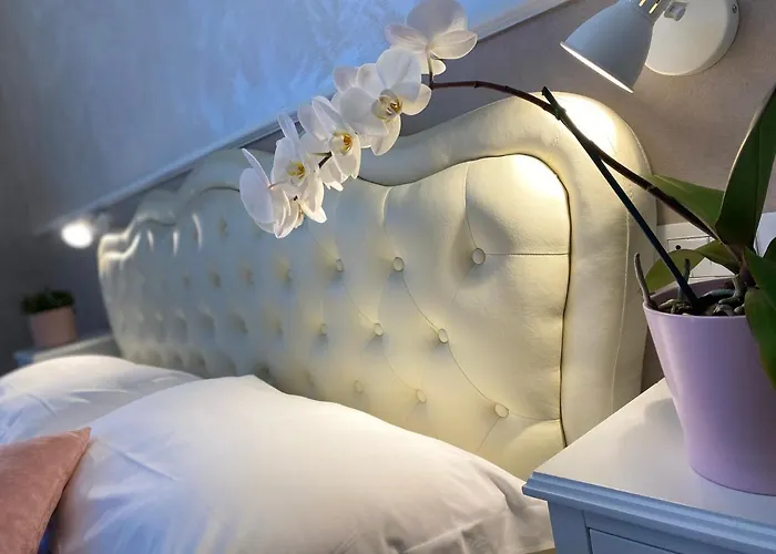 Domus Valadier Guesthouse